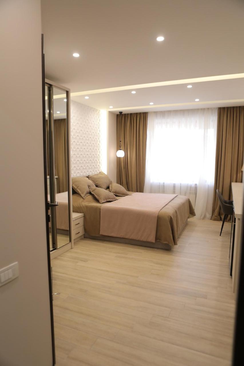 4Room Hotel Erévan Extérieur photo